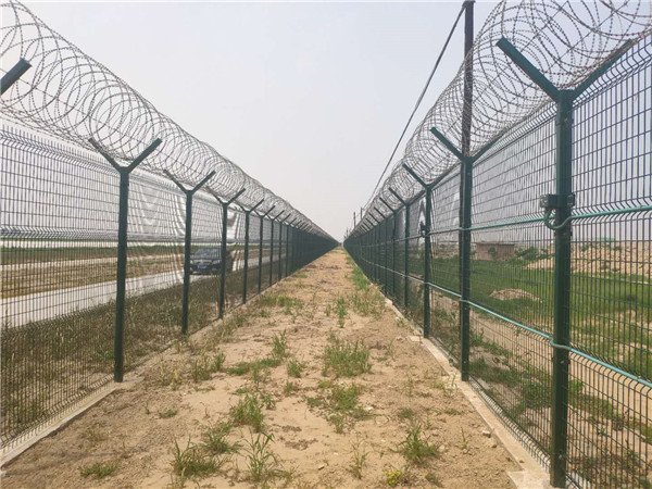 �������˹��ʻ���Χ��