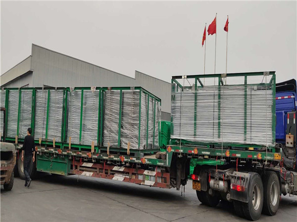 �ͻ�˹̹�糧������ͼƬ4